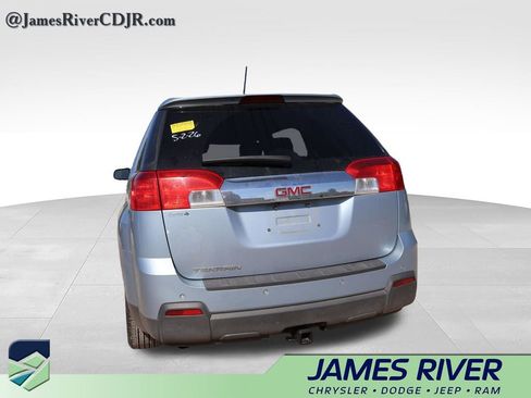 Used 2015 GMC Terrain SLE w/ Chrome Edition FWD image 17