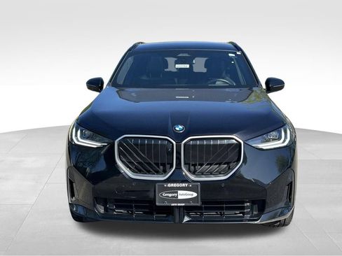 Used 2025 BMW X3 xDrive30i AWD/4WD image 4