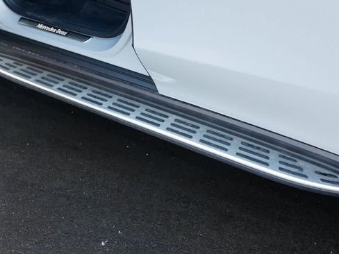 New 2026 Mercedes-Benz GLS 580 4MATIC image 32
