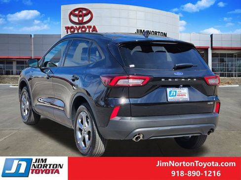 Used 2025 Ford Escape ST-Line image 7