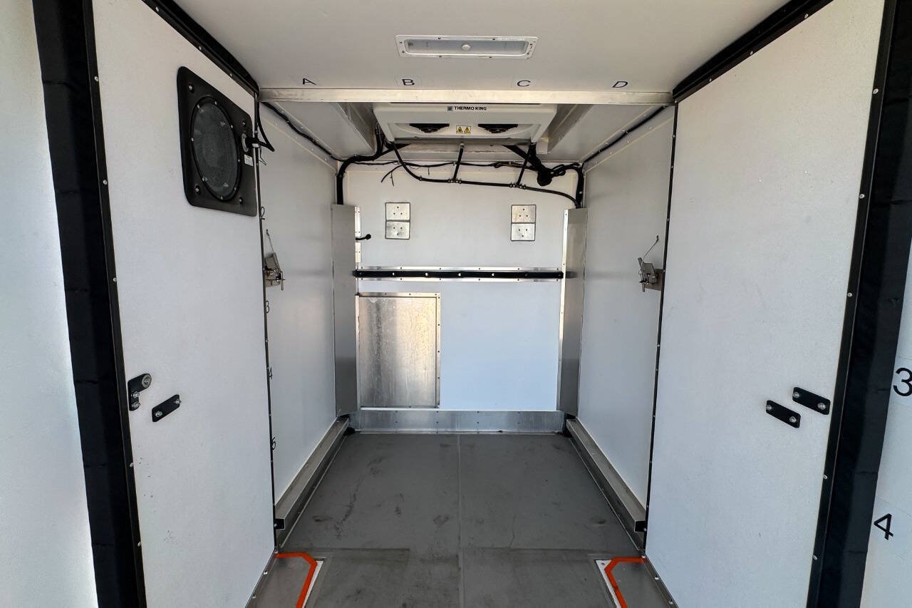 Used 2024 Ford E-350 and Econoline 350 Super Duty RWD image 20