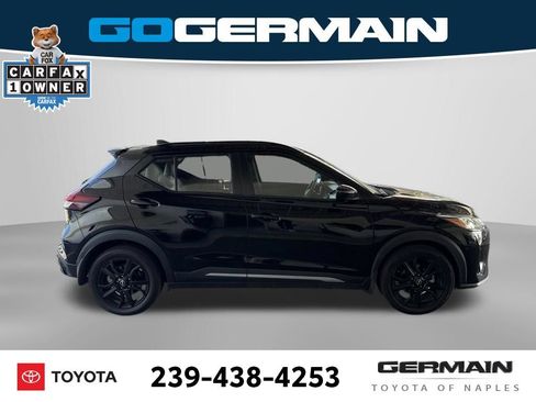 Used 2024 Nissan Kicks SR w/ SR Premium Package FWD image 11