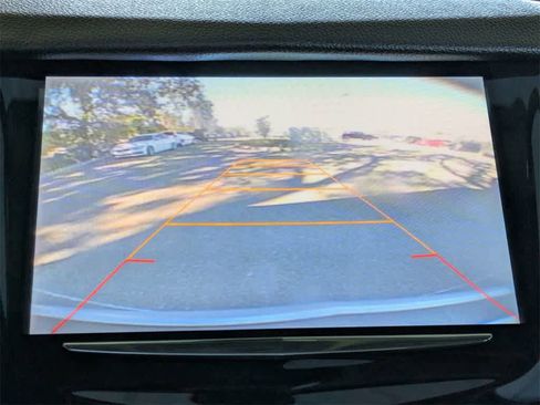 Used 2015 Cadillac SRX Luxury image 26