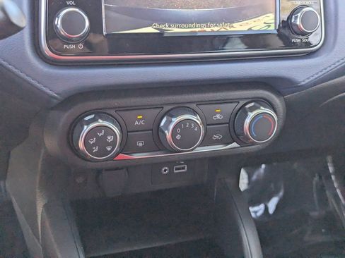 Certified 2025 Nissan Versa SV w/ Trunk Package image 23