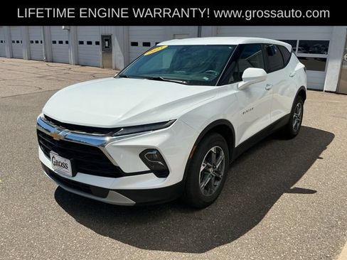 Used 2025 Chevrolet Blazer LT AWD/4WD image 4