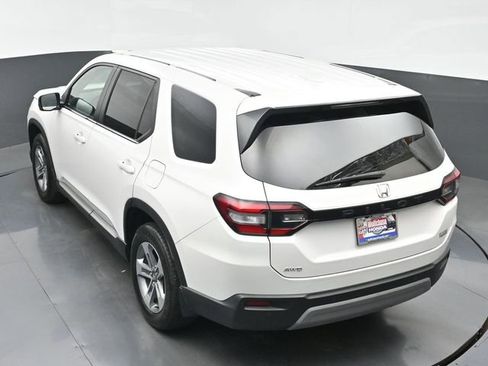 Certified 2025 Honda Pilot EX-L image 31