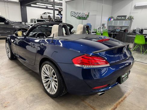 Used 2009 BMW Z4 sDrive35i image 6