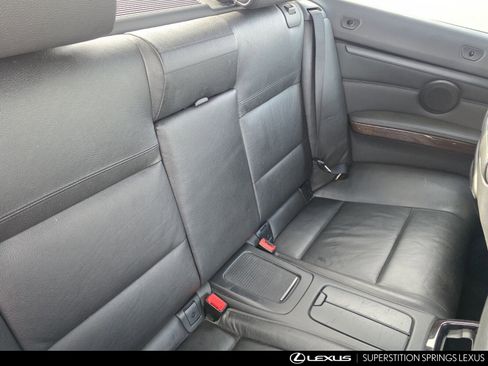 Used 2011 BMW 328i Convertible image 29