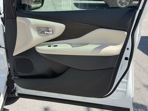 Used 2022 Nissan Murano Platinum w/ Cargo Package AWD/4WD image 38