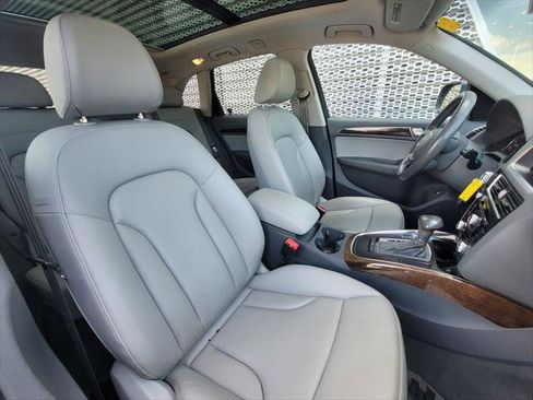 Used 2016 Audi Q5 2.0T Premium AWD/4WD image 20