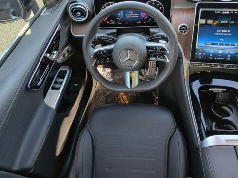 Certified 2025 Mercedes-Benz GLC 300 4MATIC image 16