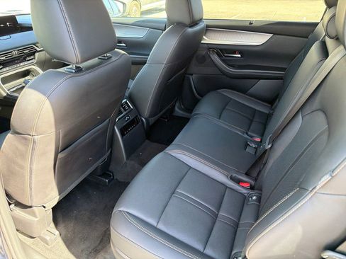 Used 2024 MAZDA CX-90 3.3 Turbo w/ Preferred Package image 23