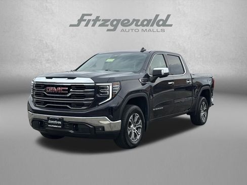 Used 2025 GMC Sierra 1500 SLT image 2