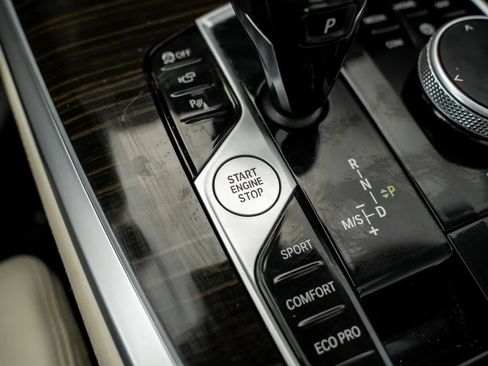 Used 2021 BMW X7 xDrive40i image 40