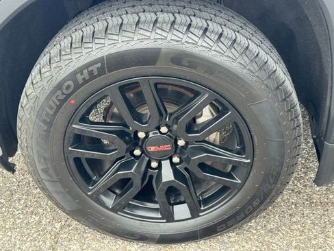 Used 2020 GMC Sierra 1500 Elevation w/ Elevation Value Package AWD/4WD image 19