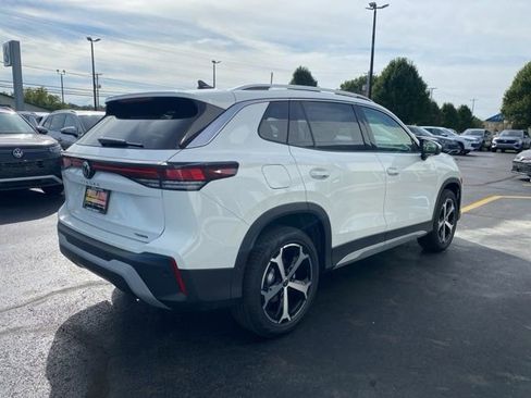 New 2026 Volkswagen Tiguan SE image 9