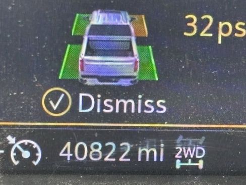 Used 2021 Chevrolet Silverado 1500 LT Trail Boss image 11