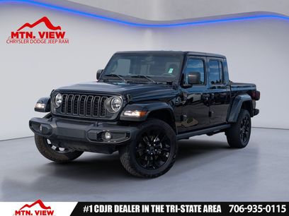 Used 2025 Jeep Gladiator Sport
