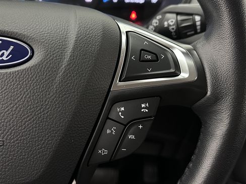 Used 2024 Ford Edge SEL AWD/4WD image 18