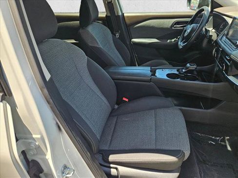 Used 2022 Nissan Rogue S FWD image 20