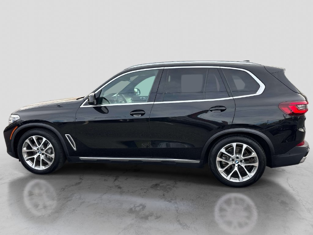 Used 2020 BMW X5 xDrive50i w/ Executive Package AWD/4WD image 2
