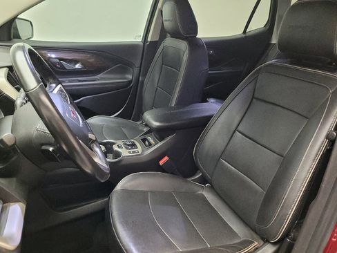 Used 2020 GMC Terrain Denali w/ Denali Premium Package AWD/4WD image 17