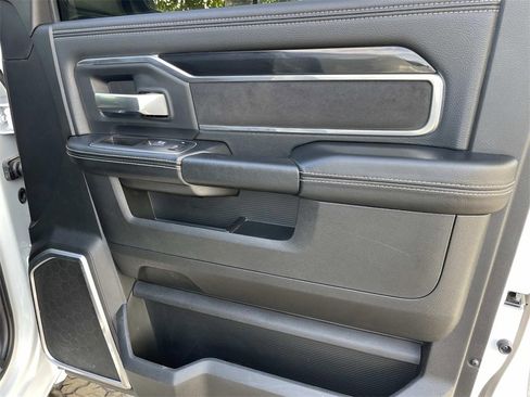 Used 2022 RAM 2500 Laramie w/ Night Edition image 26