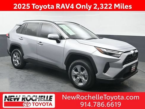 Certified 2025 Toyota RAV4 XLE AWD/4WD image 1