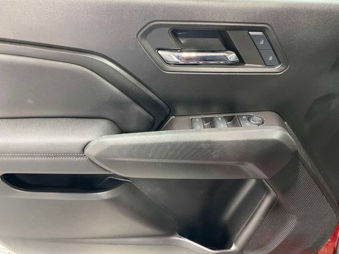 Used 2024 Chevrolet Colorado LT w/ LT Convenience Package RWD image 19
