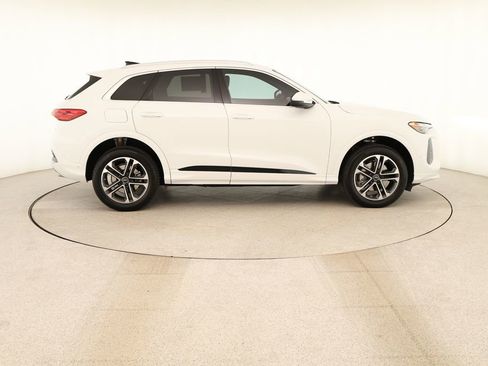 New 2026 Audi Q5 Premium AWD/4WD image 8