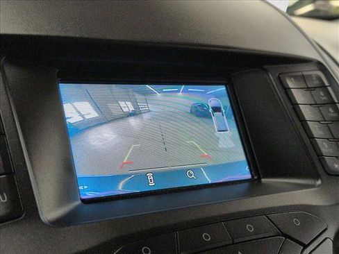 Used 2017 Ford Edge SEL image 13