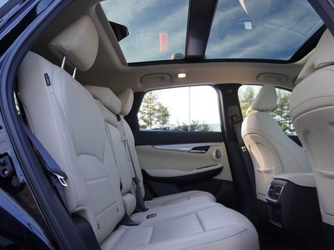 Used 2022 INFINITI QX50 Essential w/ Cargo Package image 41