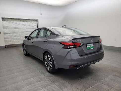 Used 2020 Nissan Versa SR image 5