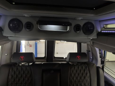 New 2025 GMC Savana 2500 Extended w/ Driver Convenience Package image 22