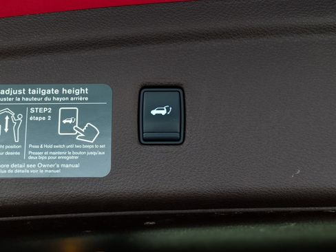 Used 2019 INFINITI QX50 Essential w/ Sensory Package image 61