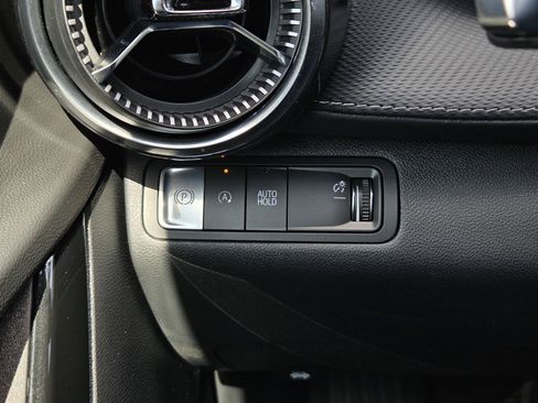 Used 2026 Chevrolet Equinox LT FWD image 25