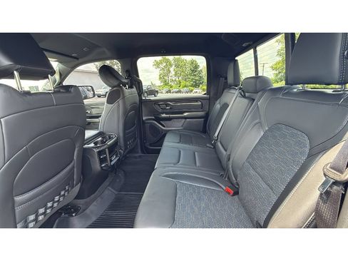 Used 2023 RAM 1500 Big Horn AWD/4WD image 34