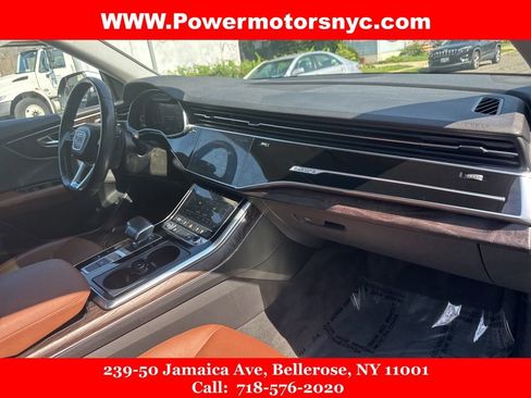 Used 2022 Audi Q8 Premium Plus w/ Premium Plus Package image 15
