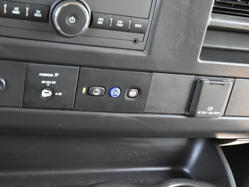 Used 2025 GMC Savana 2500 w/ Driver Convenience Package RWD image 15