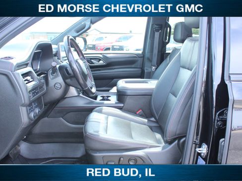 Used 2022 Chevrolet Tahoe RST w/ Luxury Package AWD/4WD image 7