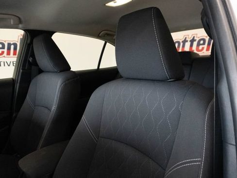 Used 2023 Toyota Corolla LE FWD image 5