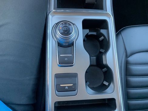 Certified 2022 Ford Edge SEL image 13