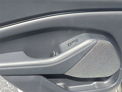 Used 2024 Ford Mustang Mach-E Select image 10