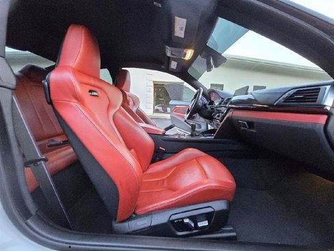 Used 2020 BMW M4 Coupe w/ Competition Package image 32