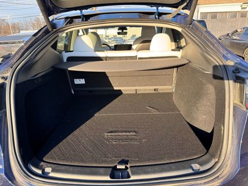 Used 2023 Tesla Model Y Long Range image 9