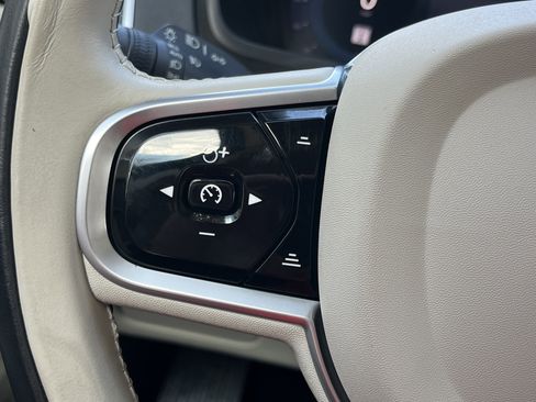 Used 2023 Volvo XC90 B5 Core w/ Protection Package Premier image 13