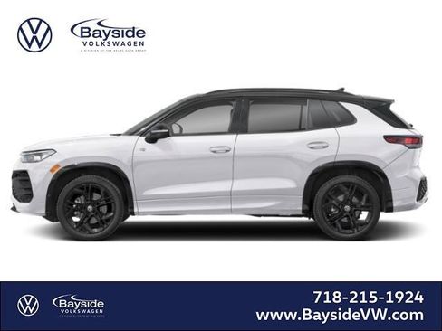 New 2026 Volkswagen Tiguan SE R-Line image 4