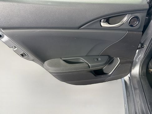 Used 2018 Honda Civic EX image 26