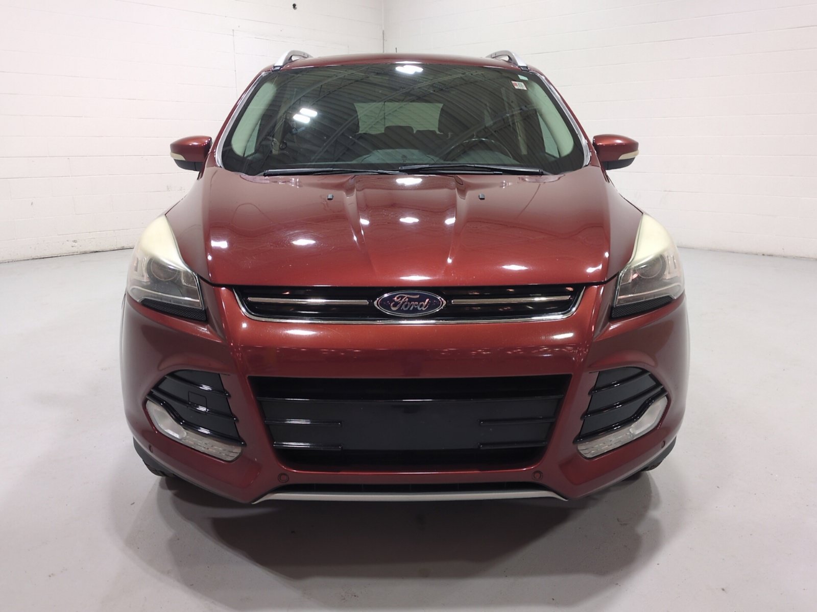 Used 2014 Ford Escape Titanium w/ Equipment Group 401A FWD image 9