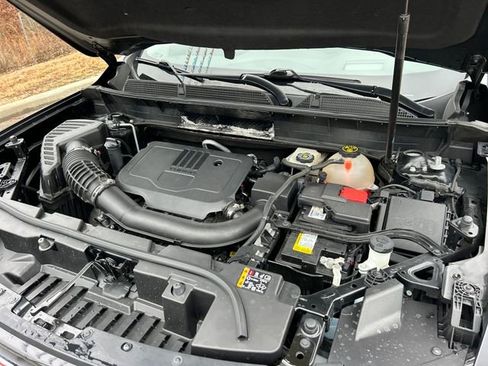 Used 2022 GMC Acadia SLT w/ Elevation Edition image 37